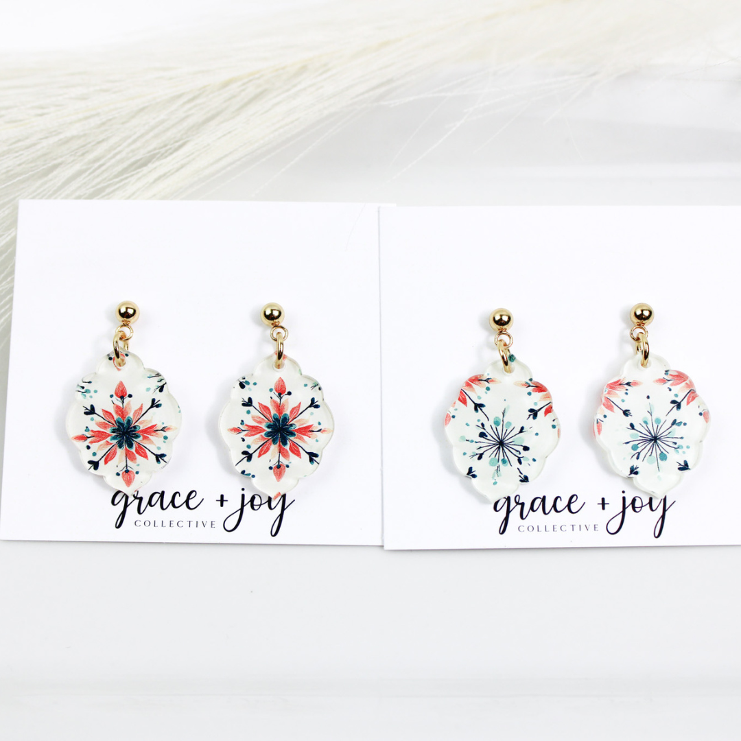 Retro Watercolor Snowflake Scalloped Dangle Earrings