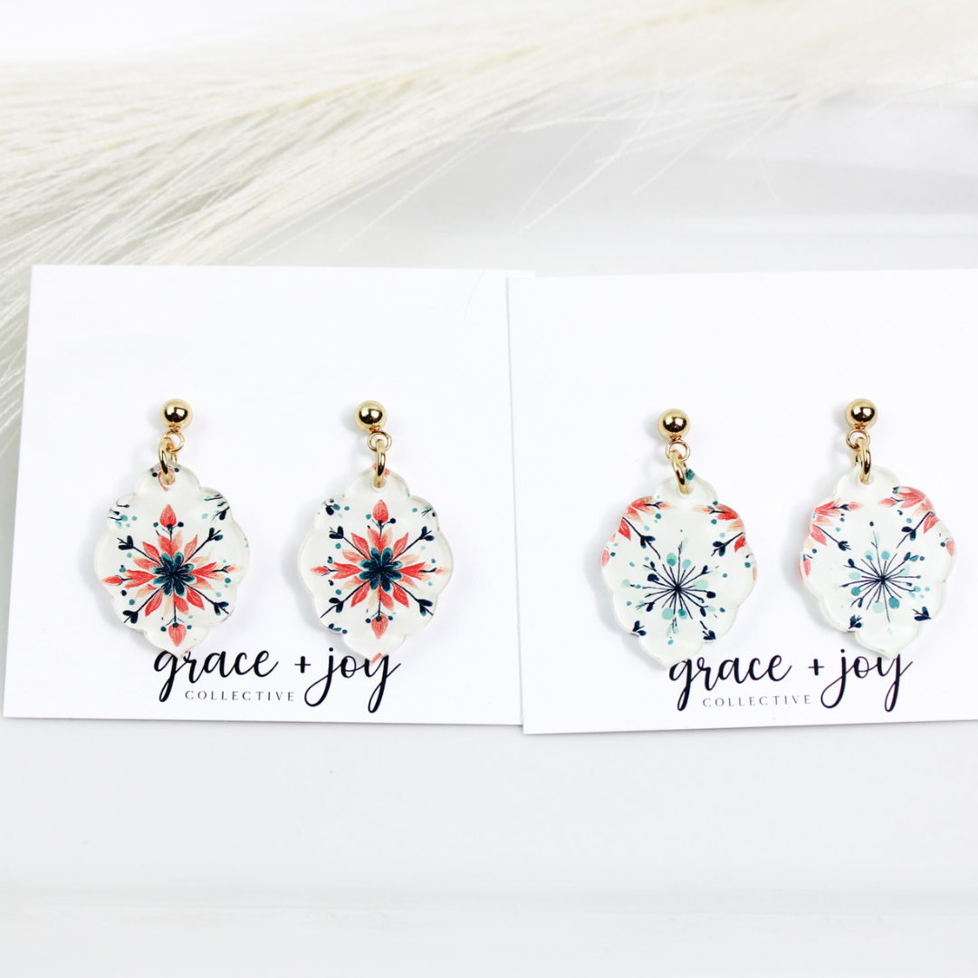 Retro Watercolor Snowflake Scalloped Dangle Earrings
